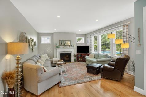 34 Cider Mill Way Saratoga Springs NY 12866