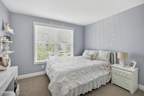 34 Cider Mill Way Saratoga Springs NY 12866