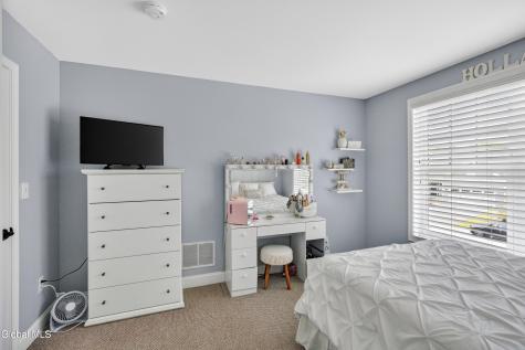34 Cider Mill Way Saratoga Springs NY 12866