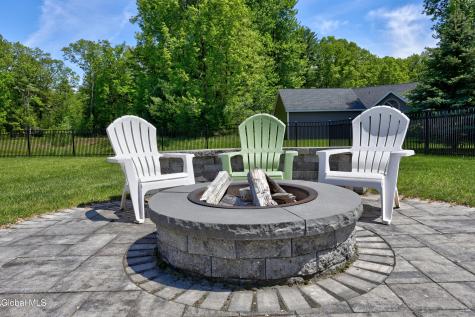 34 Cider Mill Way Saratoga Springs NY 12866