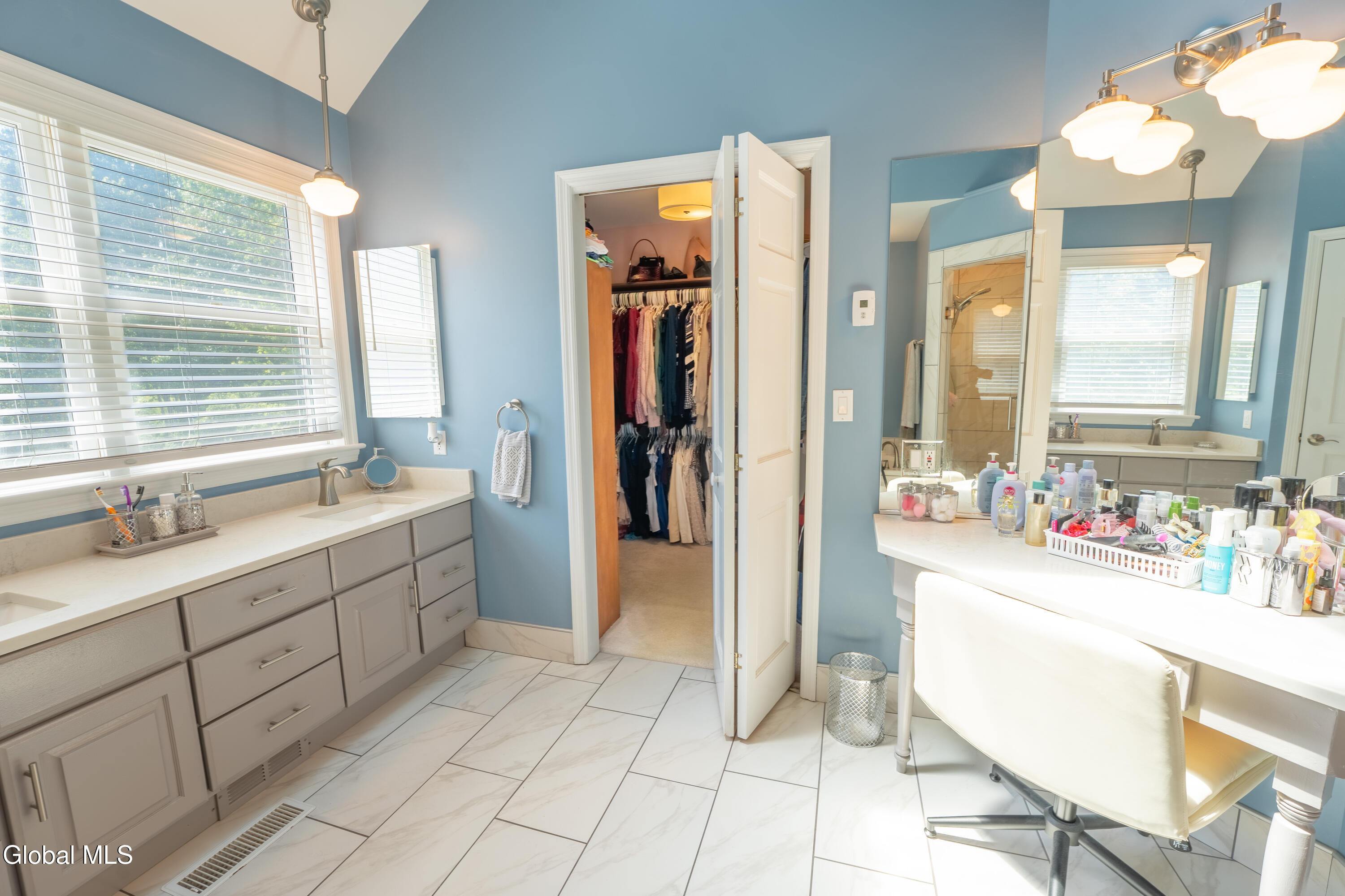 119 Progress Heights Gloversville NY 12078