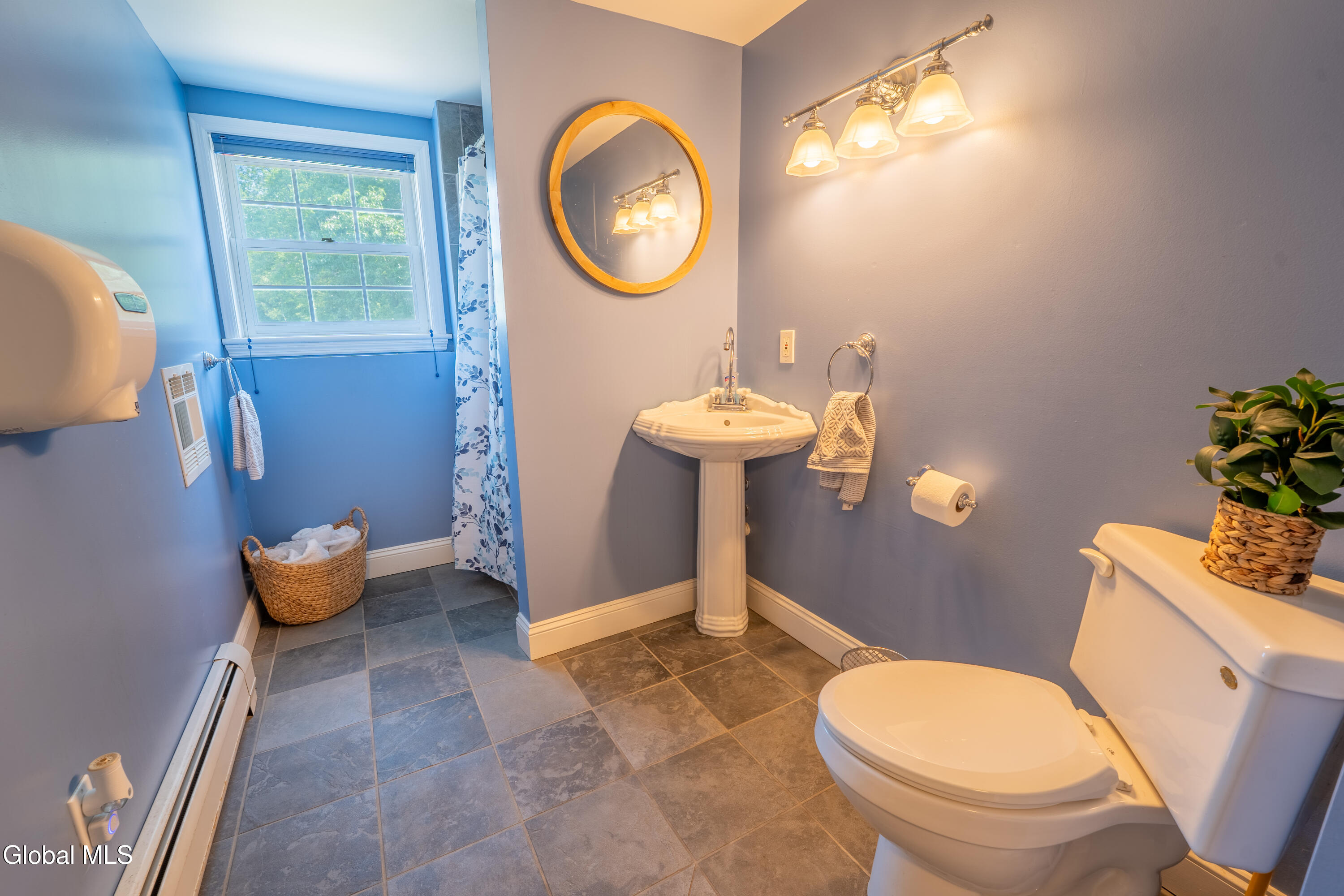 119 Progress Heights Gloversville NY 12078