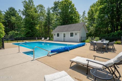 119 Progress Heights Gloversville NY 12078