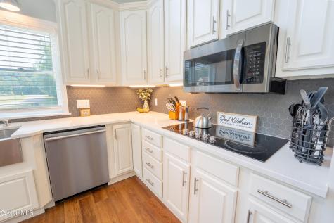119 Progress Heights Gloversville NY 12078