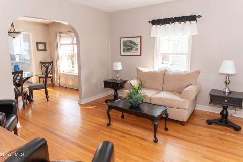 516 Riverside Avenue Glenville NY 12302