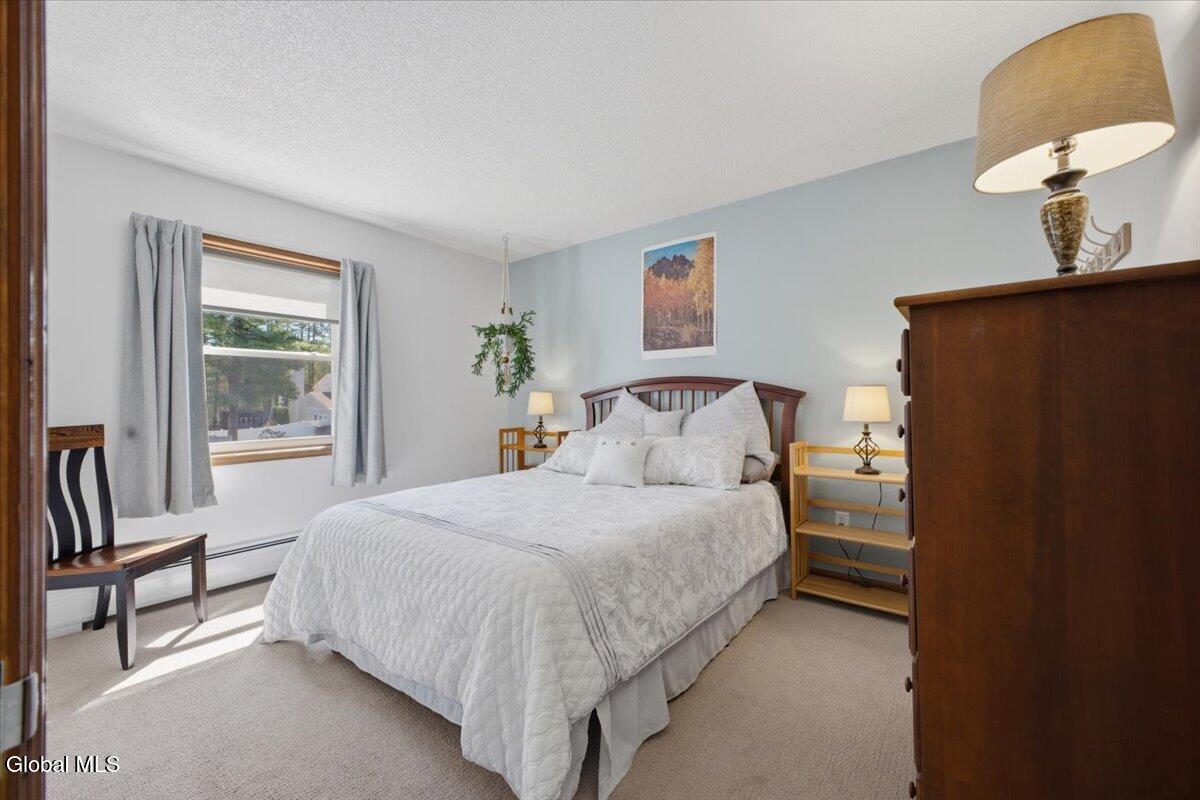 10 Queen Diana Lane Queensbury NY 12804