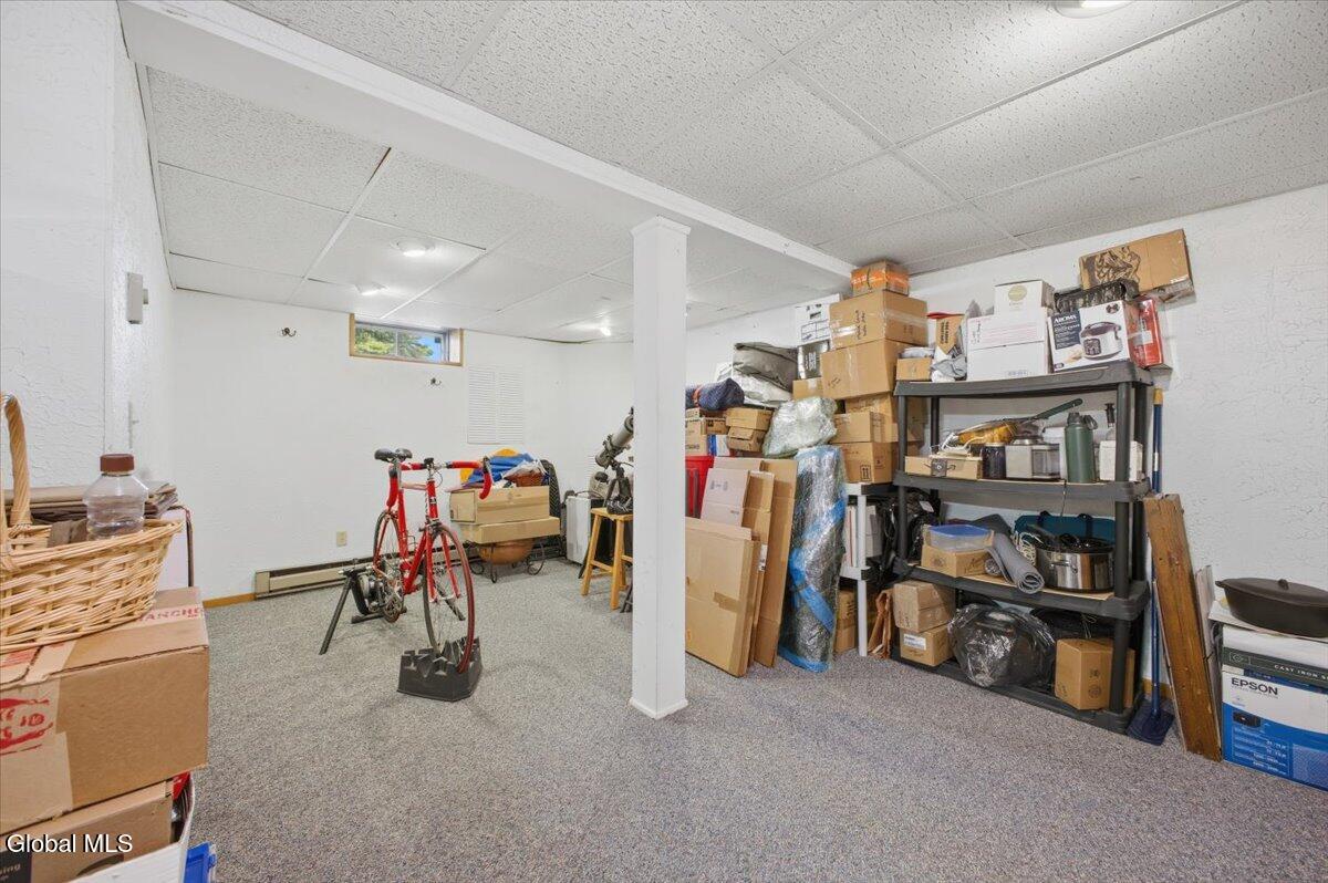 10 Queen Diana Lane Queensbury NY 12804