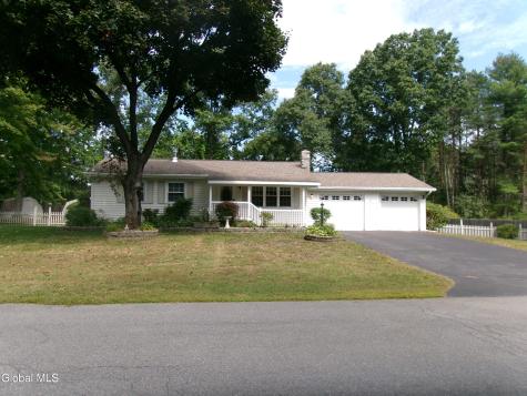 62 Margaret Drive Ballston Spa NY 12020