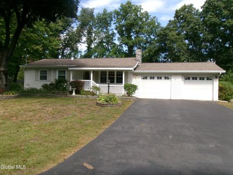 62 Margaret Drive Ballston Spa NY 12020