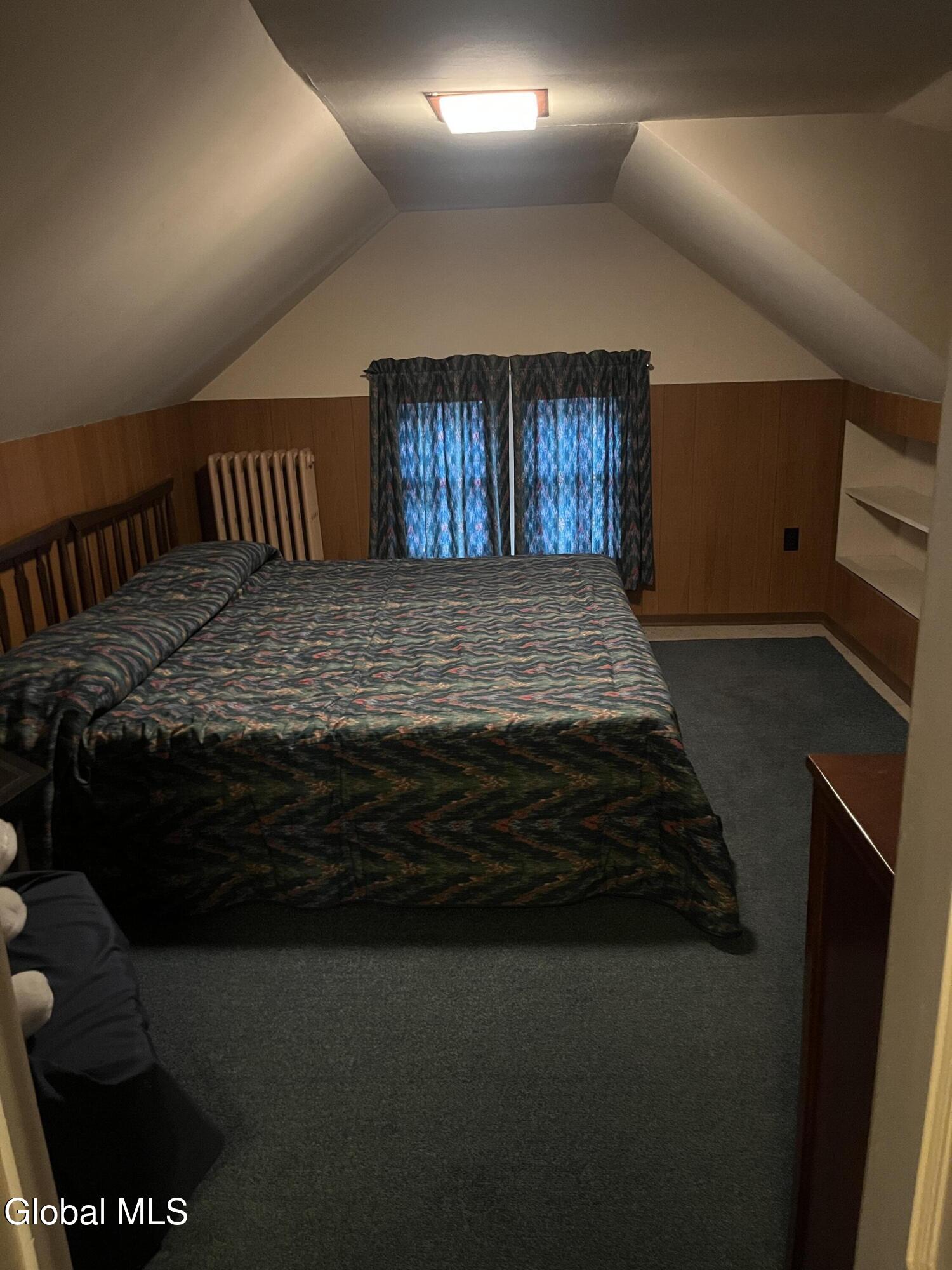 825 Dean Street Schenectady NY 12309