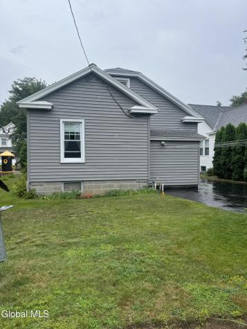 825 Dean Street Schenectady NY 12309