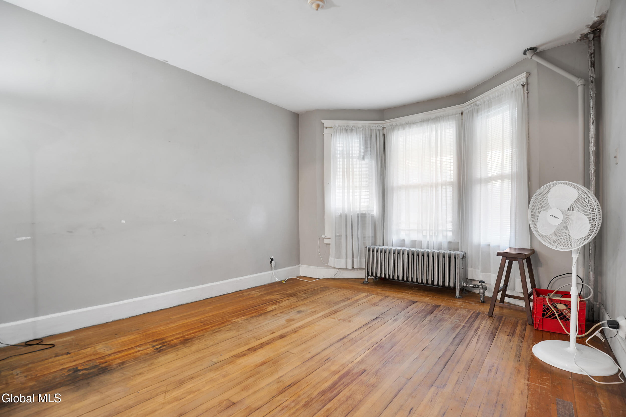 1322 Alden Place Schenectady NY 12308