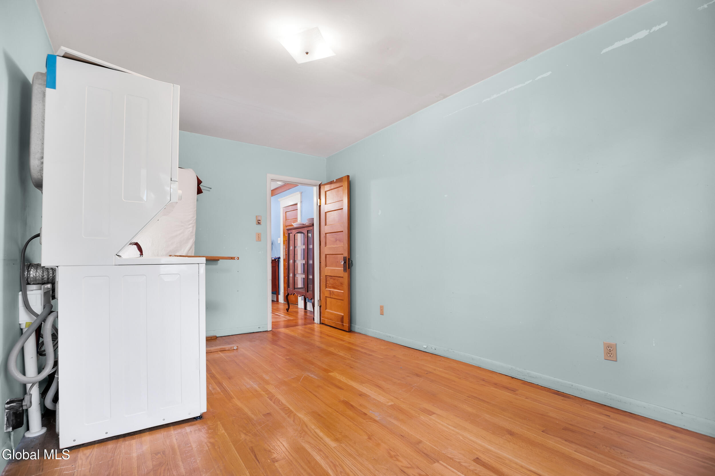 1322 Alden Place Schenectady NY 12308