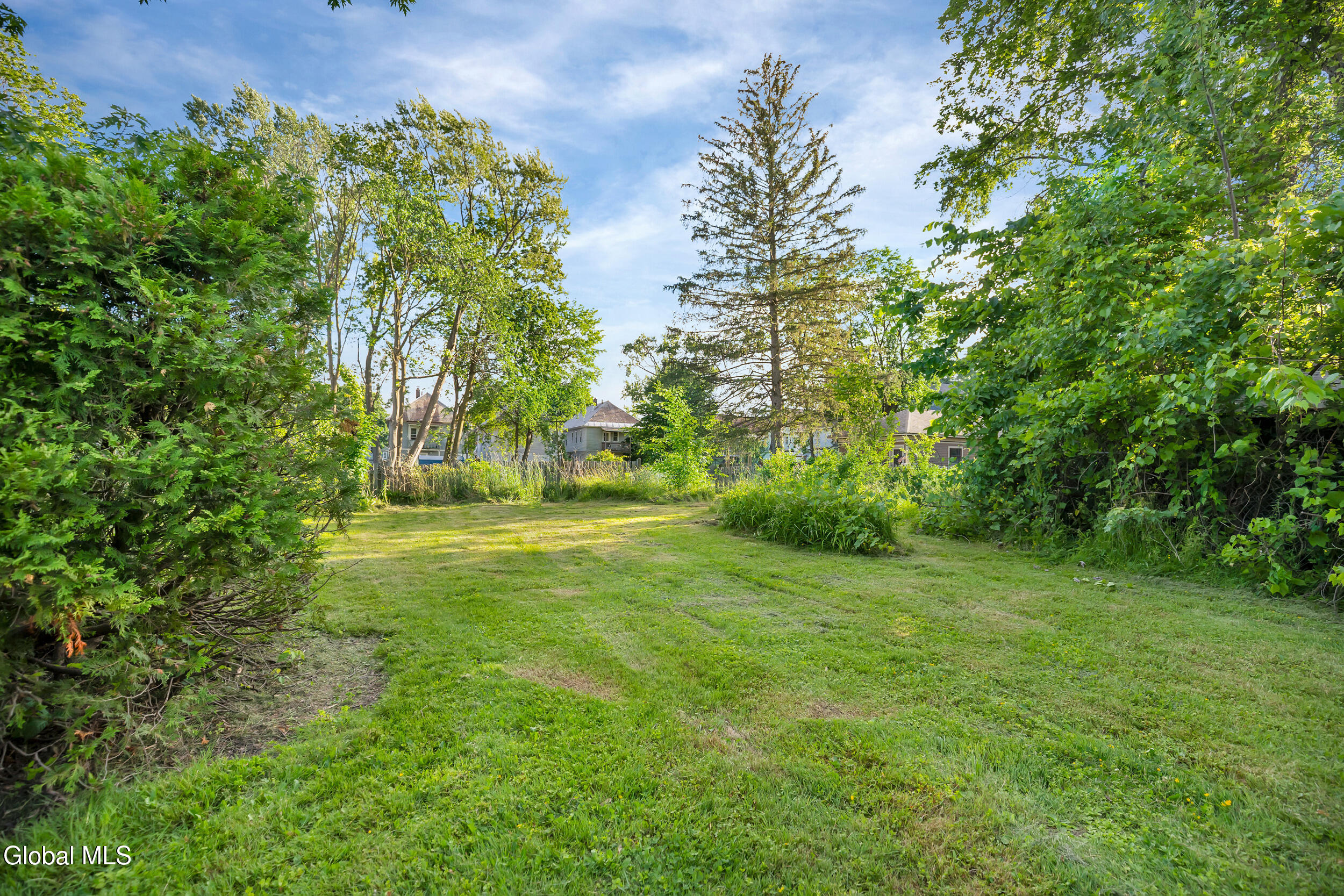 1322 Alden Place Schenectady NY 12308