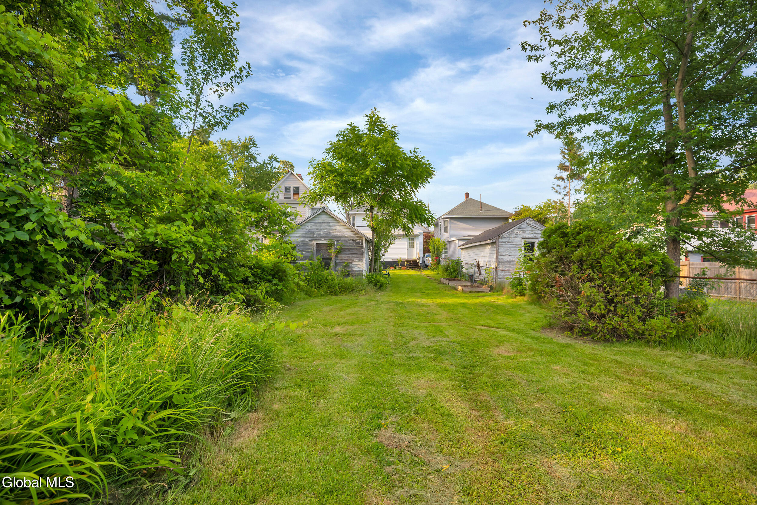1322 Alden Place Schenectady NY 12308