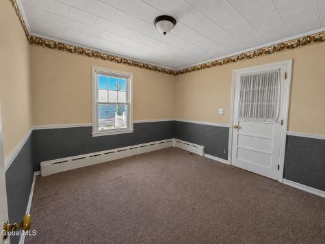 121 North Road Greenville NY 12083
