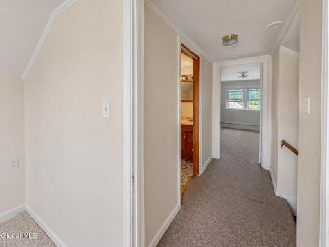 121 North Road Greenville NY 12083