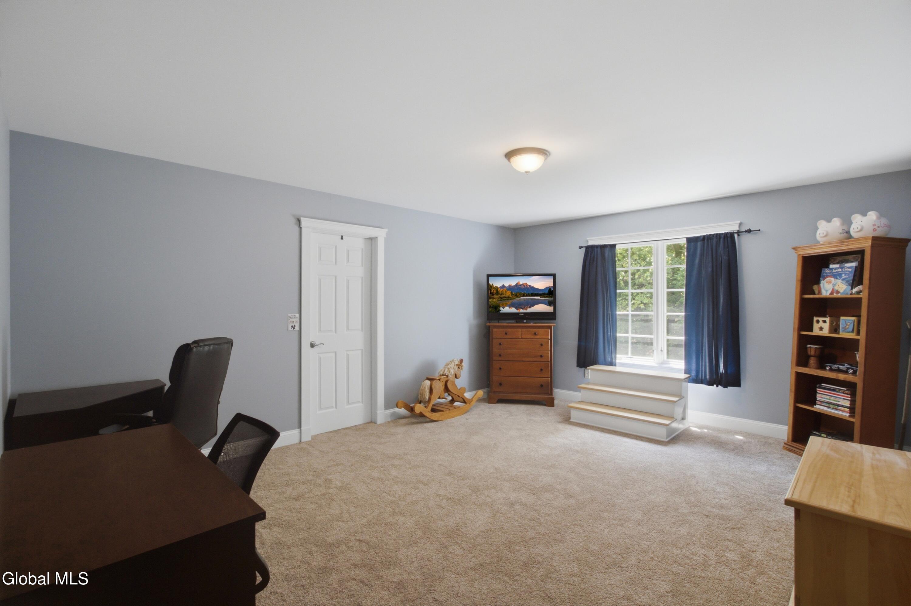 12 Thoroughbred Drive East Greenbush NY 12061