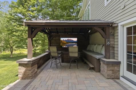 12 Thoroughbred Drive East Greenbush NY 12061