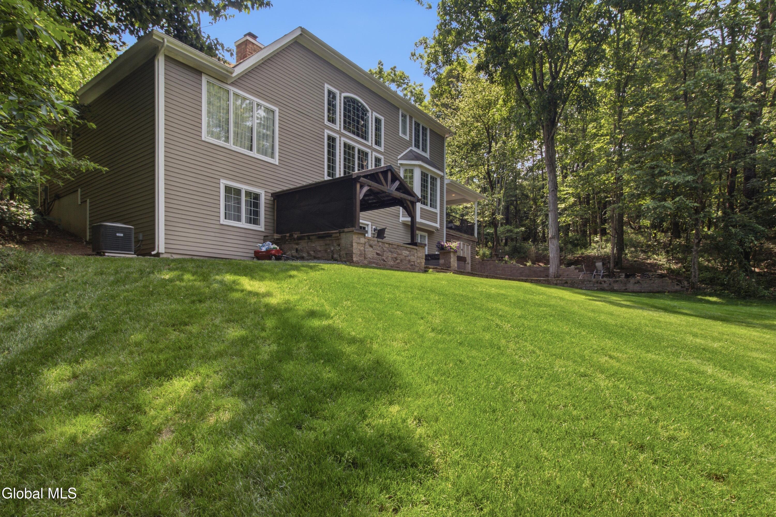 12 Thoroughbred Drive East Greenbush NY 12061