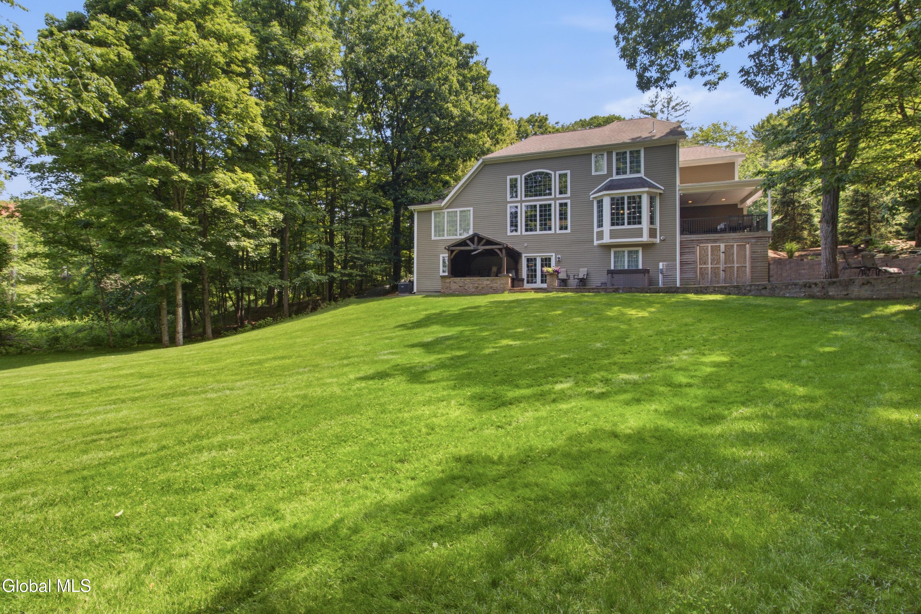 12 Thoroughbred Drive East Greenbush NY 12061
