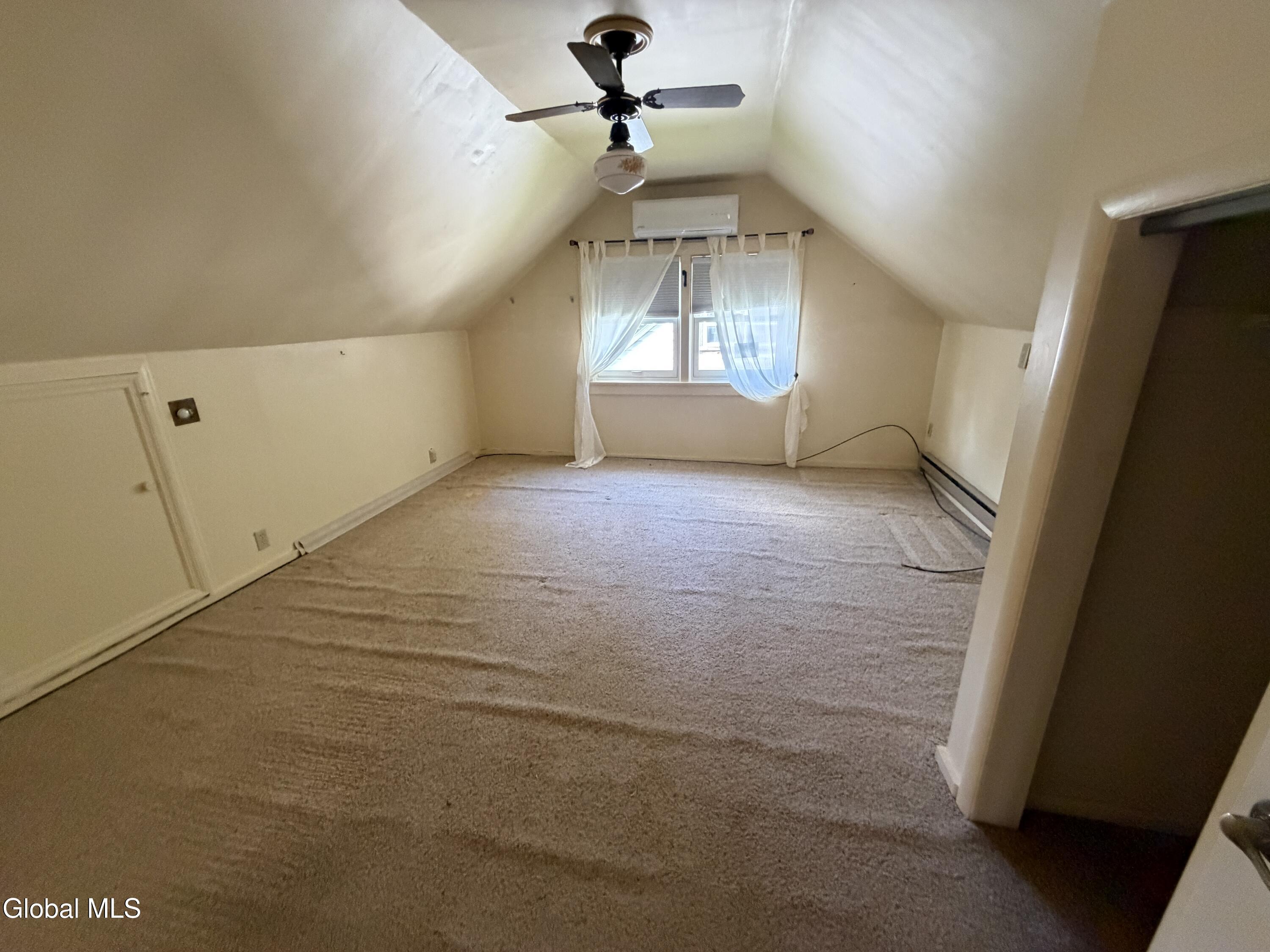 1152 Outer Drive Rotterdam NY 12303