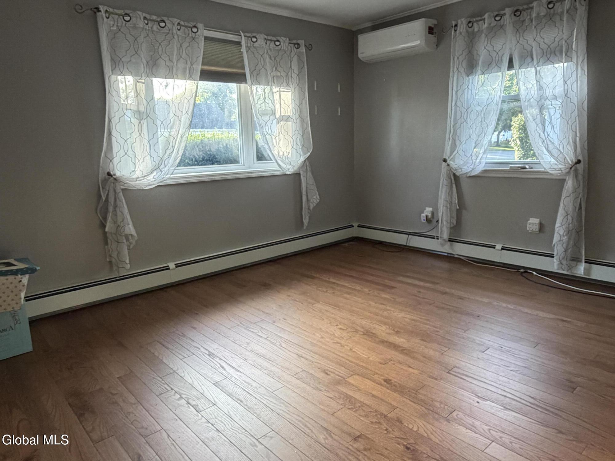 1152 Outer Drive Rotterdam NY 12303