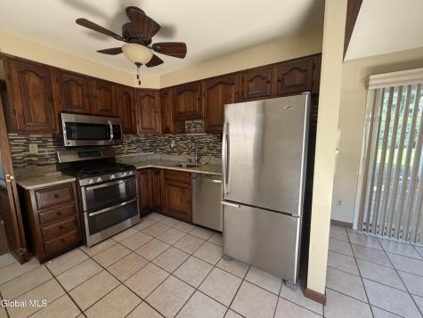 1152 Outer Drive Rotterdam NY 12303