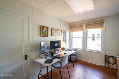 1 Waverly Place Guilderland NY 12203