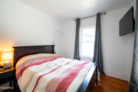 1 Waverly Place Guilderland NY 12203