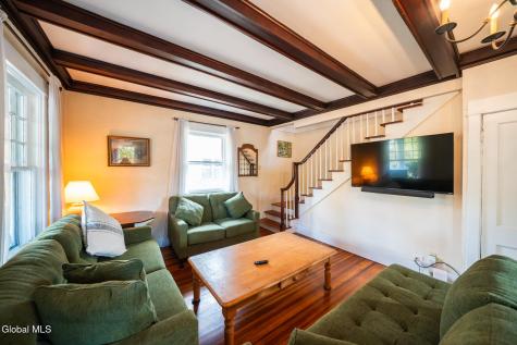1 Waverly Place Guilderland NY 12203
