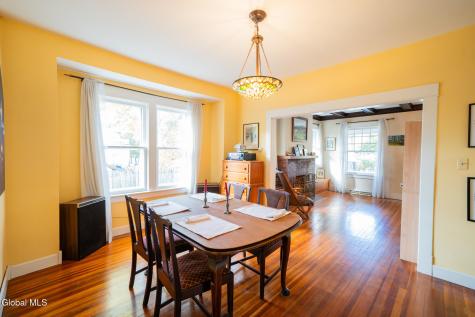 1 Waverly Place Guilderland NY 12203
