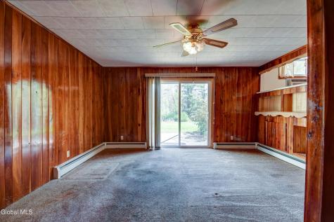 905 Midline Road Amsterdam NY 12010