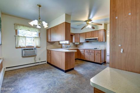 905 Midline Road Amsterdam NY 12010
