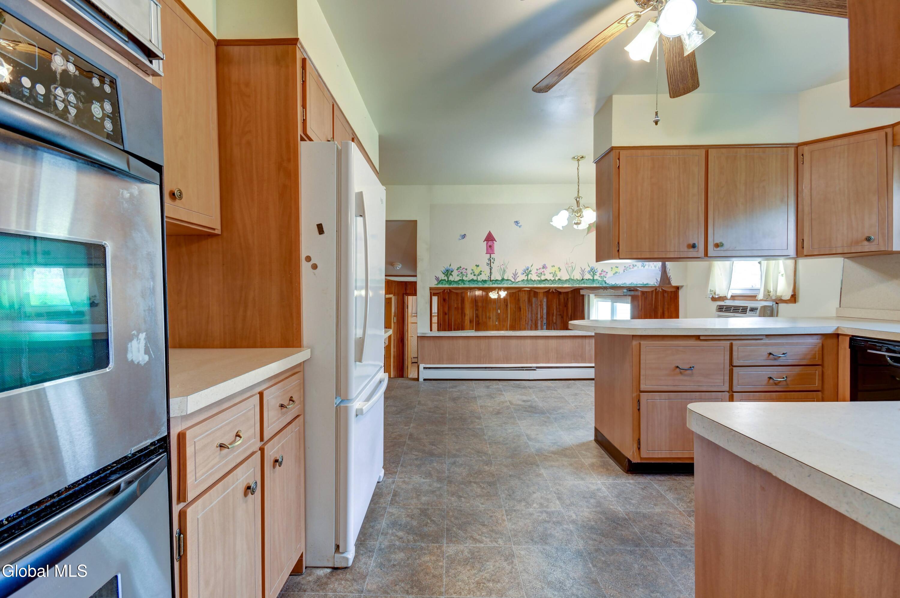 905 Midline Road Amsterdam NY 12010