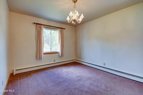 905 Midline Road Amsterdam NY 12010