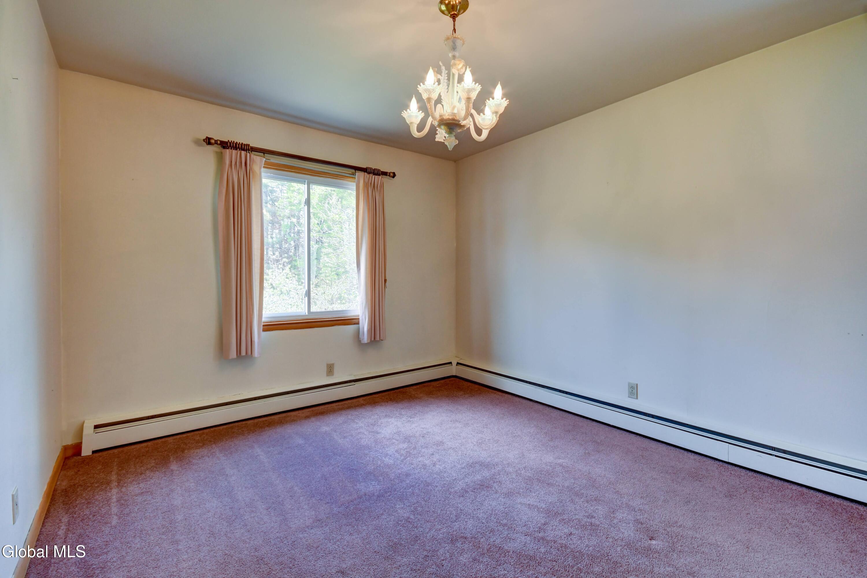 905 Midline Road Amsterdam NY 12010