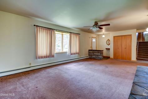 905 Midline Road Amsterdam NY 12010