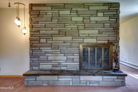 905 Midline Road Amsterdam NY 12010