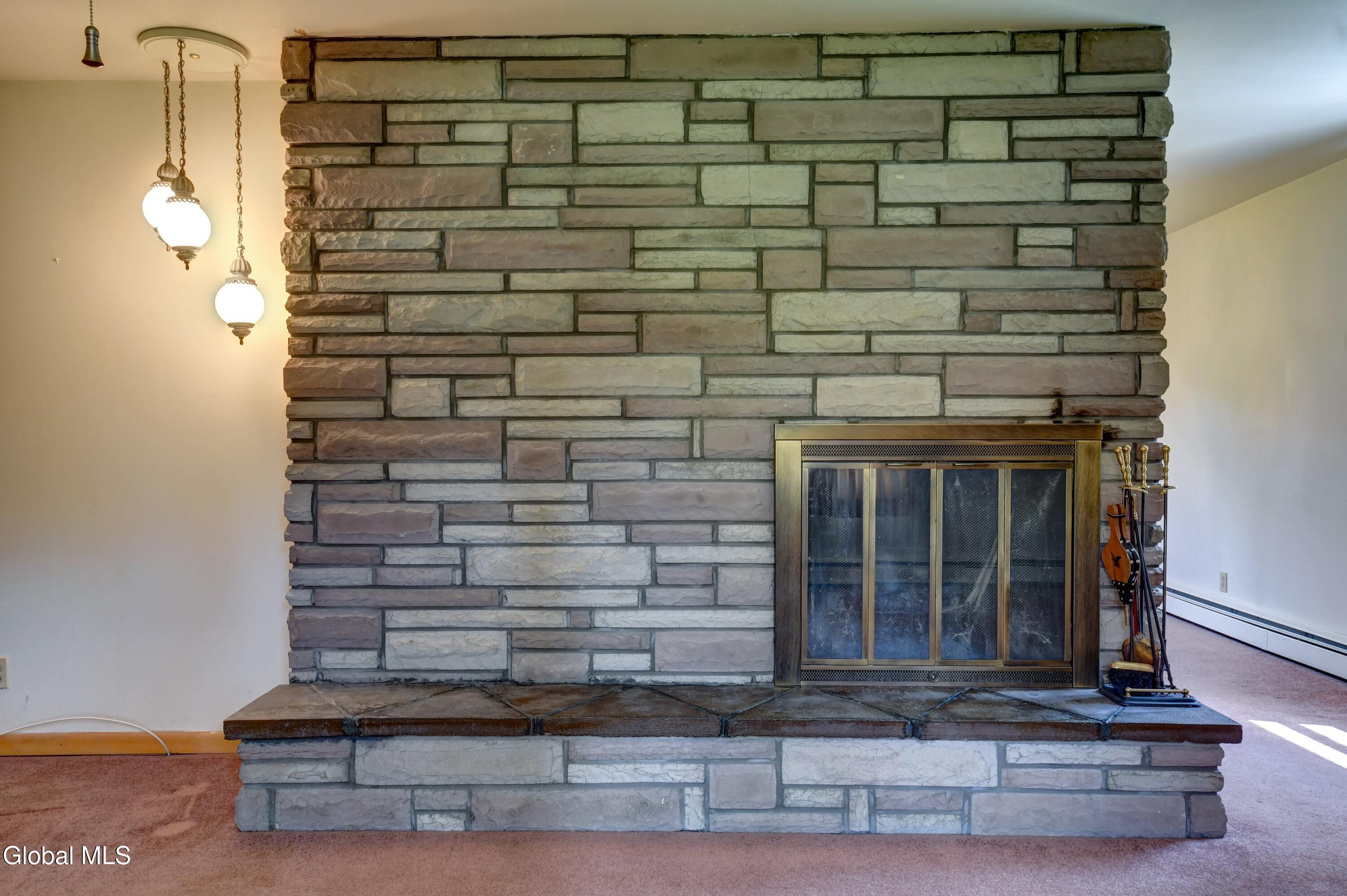 905 Midline Road Amsterdam NY 12010