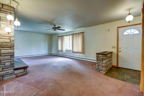 905 Midline Road Amsterdam NY 12010