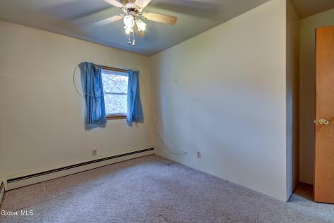 905 Midline Road Amsterdam NY 12010