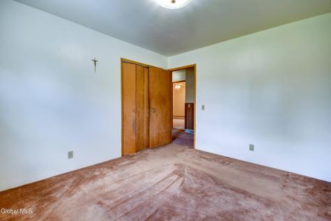905 Midline Road Amsterdam NY 12010