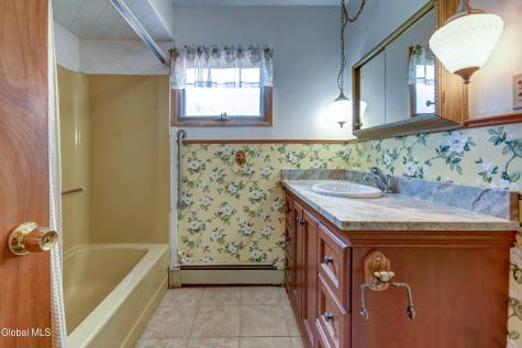 905 Midline Road Amsterdam NY 12010