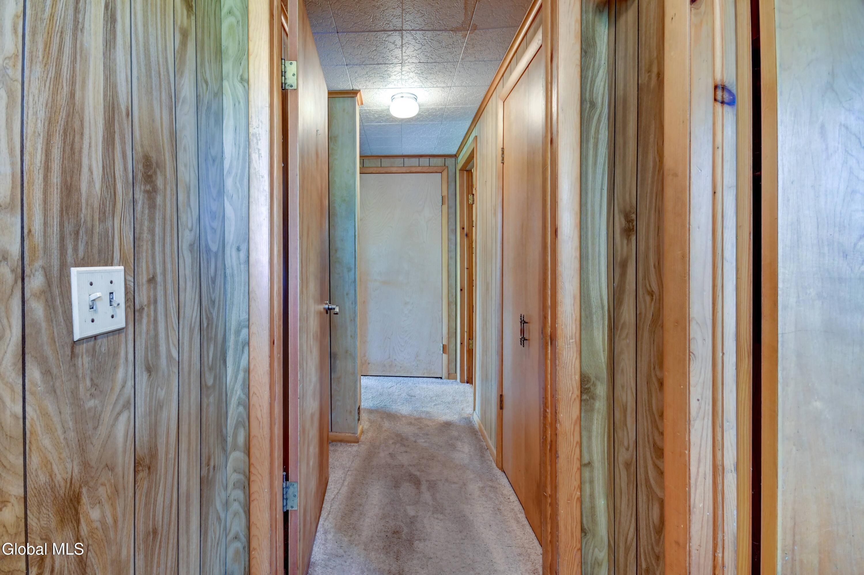 905 Midline Road Amsterdam NY 12010