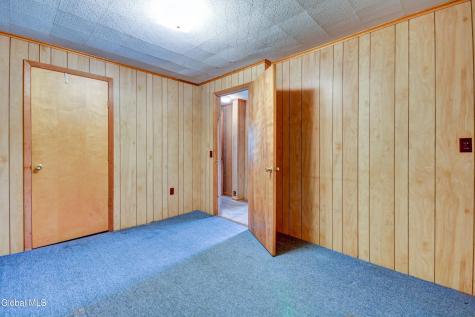 905 Midline Road Amsterdam NY 12010
