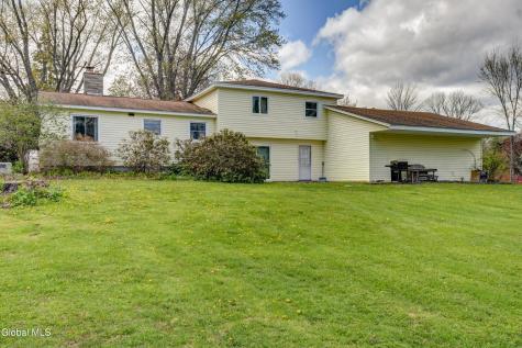 905 Midline Road Amsterdam NY 12010