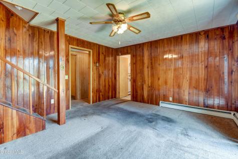905 Midline Road Amsterdam NY 12010
