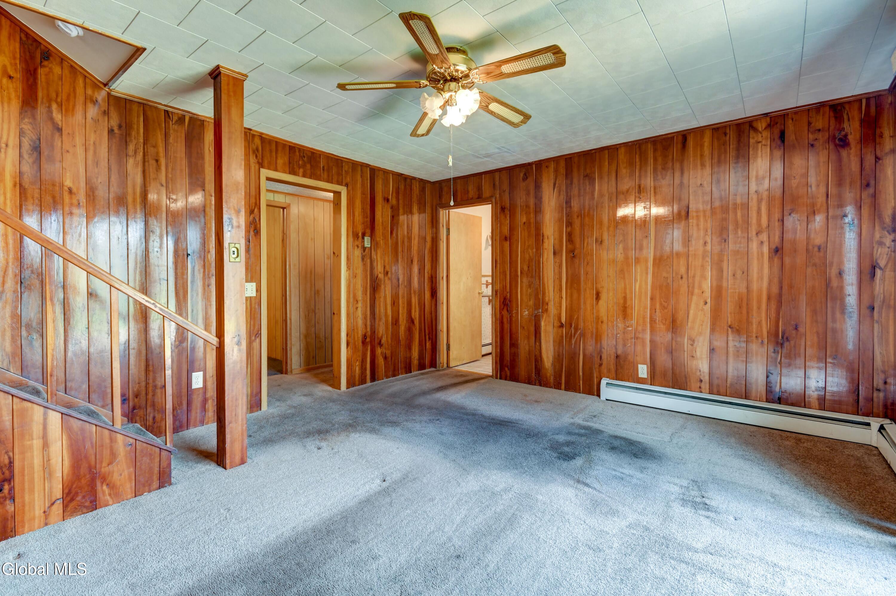 905 Midline Road Amsterdam NY 12010