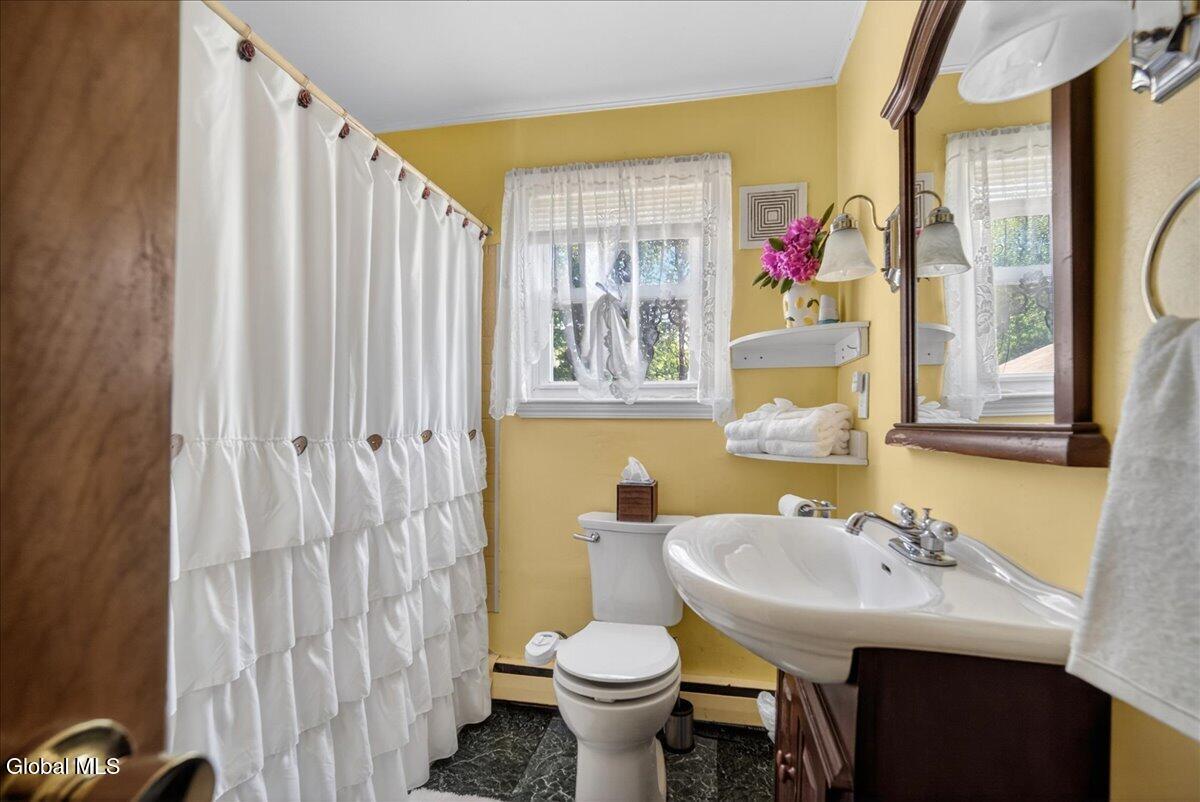319 Dixon Road Queensbury NY 12804